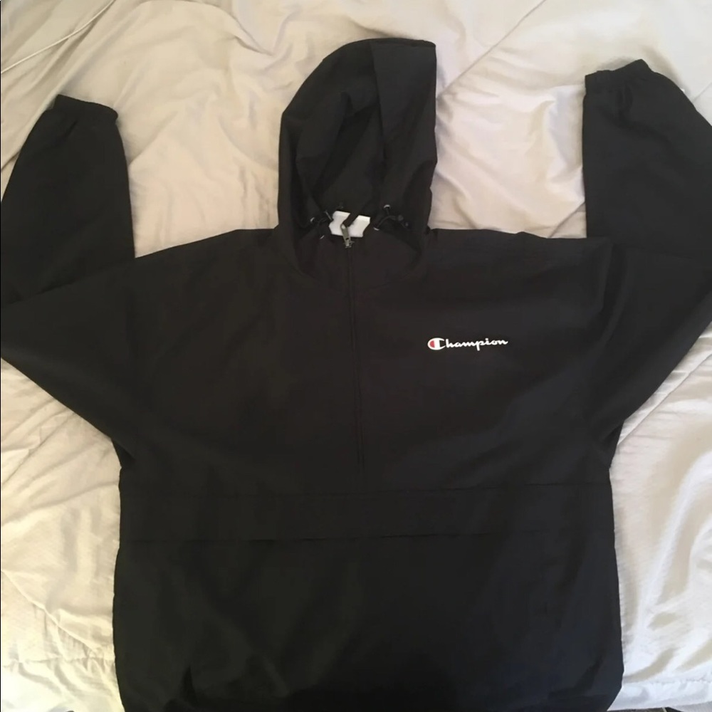 Champion windbreaker size L